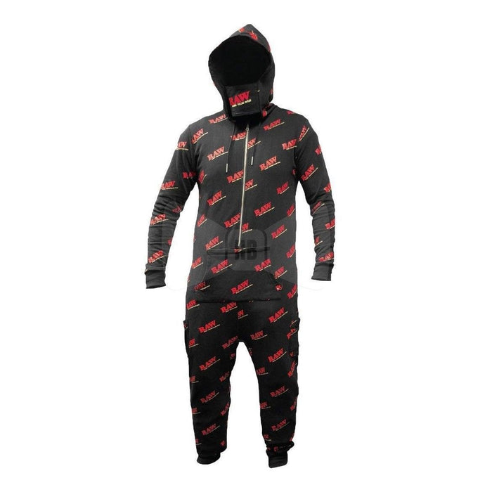 Pijama RAW Black Onesie en color negro con letras rojas (ropa para dormir)