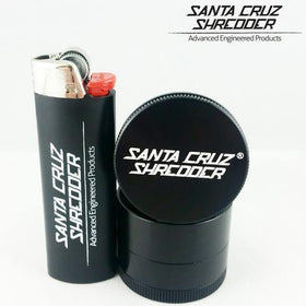 Santa Cruz Shredder Grinder Molinillo Chico 4 piezas Negro Vuelo 420 Smoke Shop Mexico Monterrey